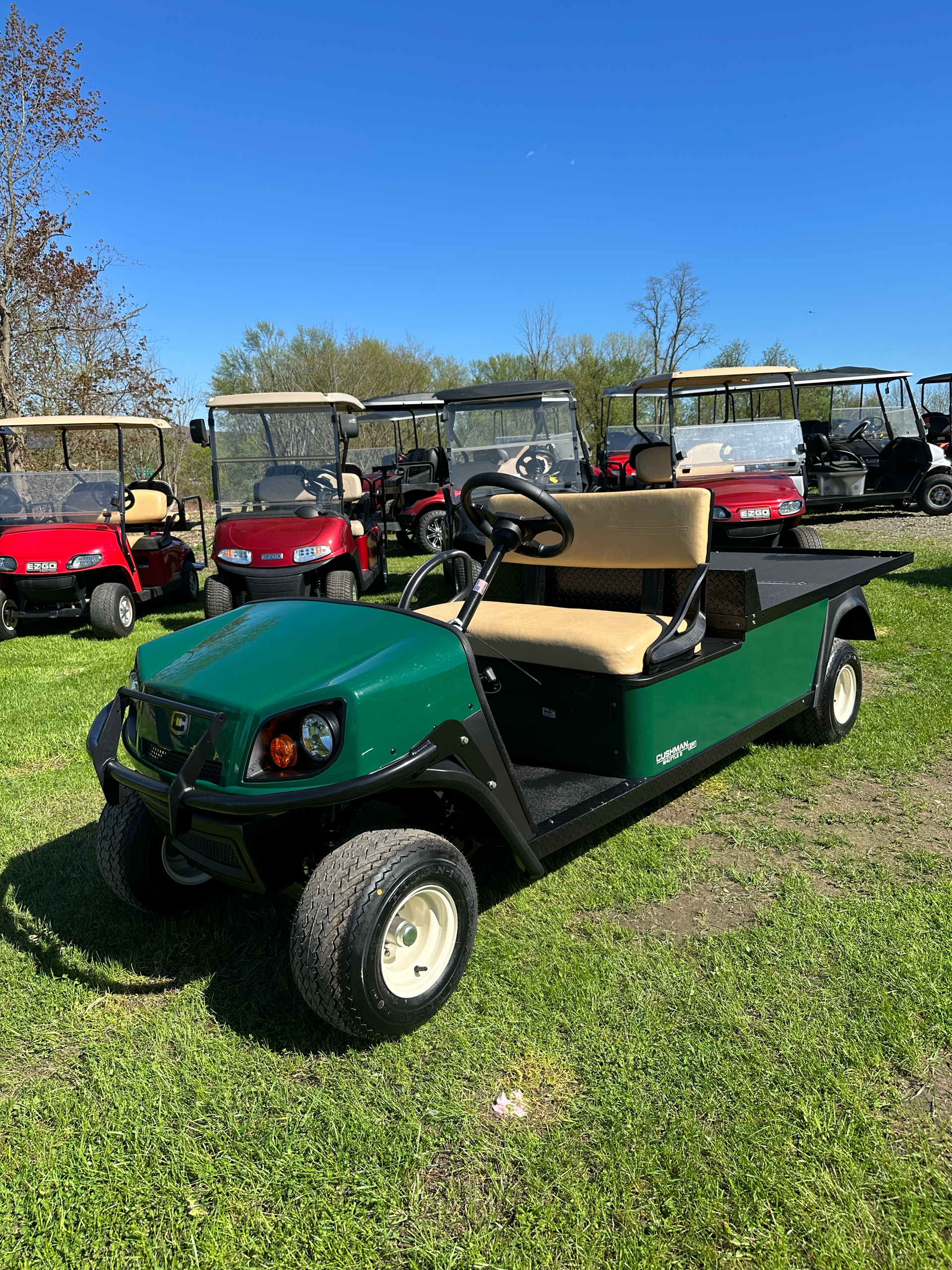 2024 Cushman Shuttle 2 EFI Gas for Sale - Image 4