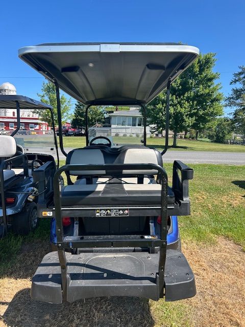 2025 E-Z-GO Express 4 ELiTE for Sale - Image 2