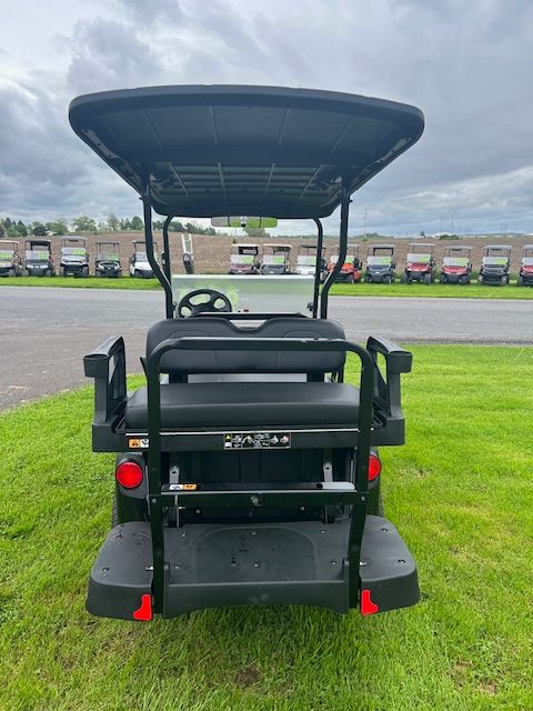 2025 E-Z-GO Valor 4 Electric for Sale - Image 2