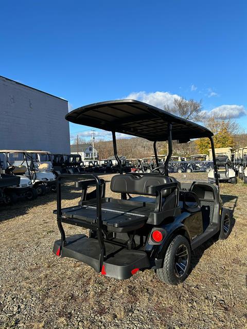 2025 E-Z-GO Valor 4 Electric for Sale - Image 5