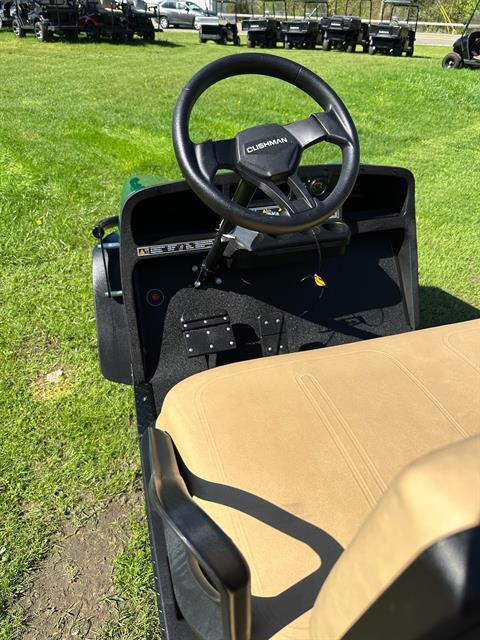2024 Cushman Shuttle 2 EFI Gas for Sale - Image 6
