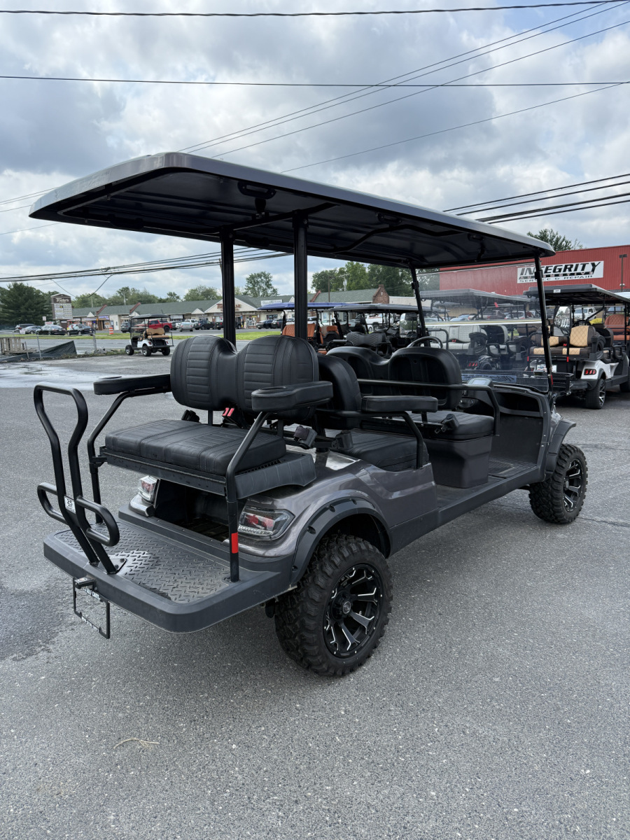 2022 Used Icon I60L Custom Charcoal Grey metallic 48 volt Low Speed Vehicle LSV street legal cart, 171 miles for Sale - Image 4