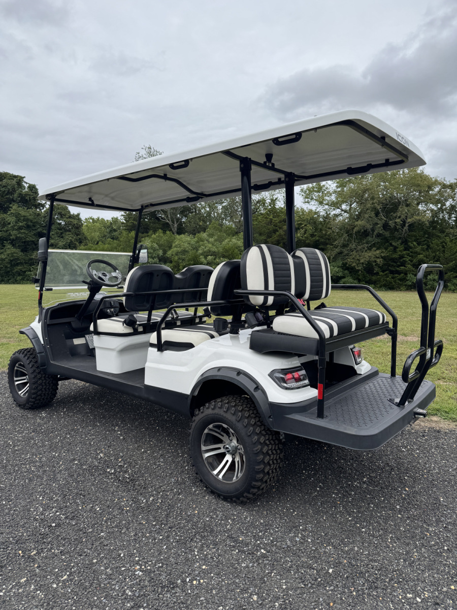 2022 Used Icon I60L White metallic 48 volt Low Speed Vehicle LSV street legal cart, 991 miles for Sale - Image 2